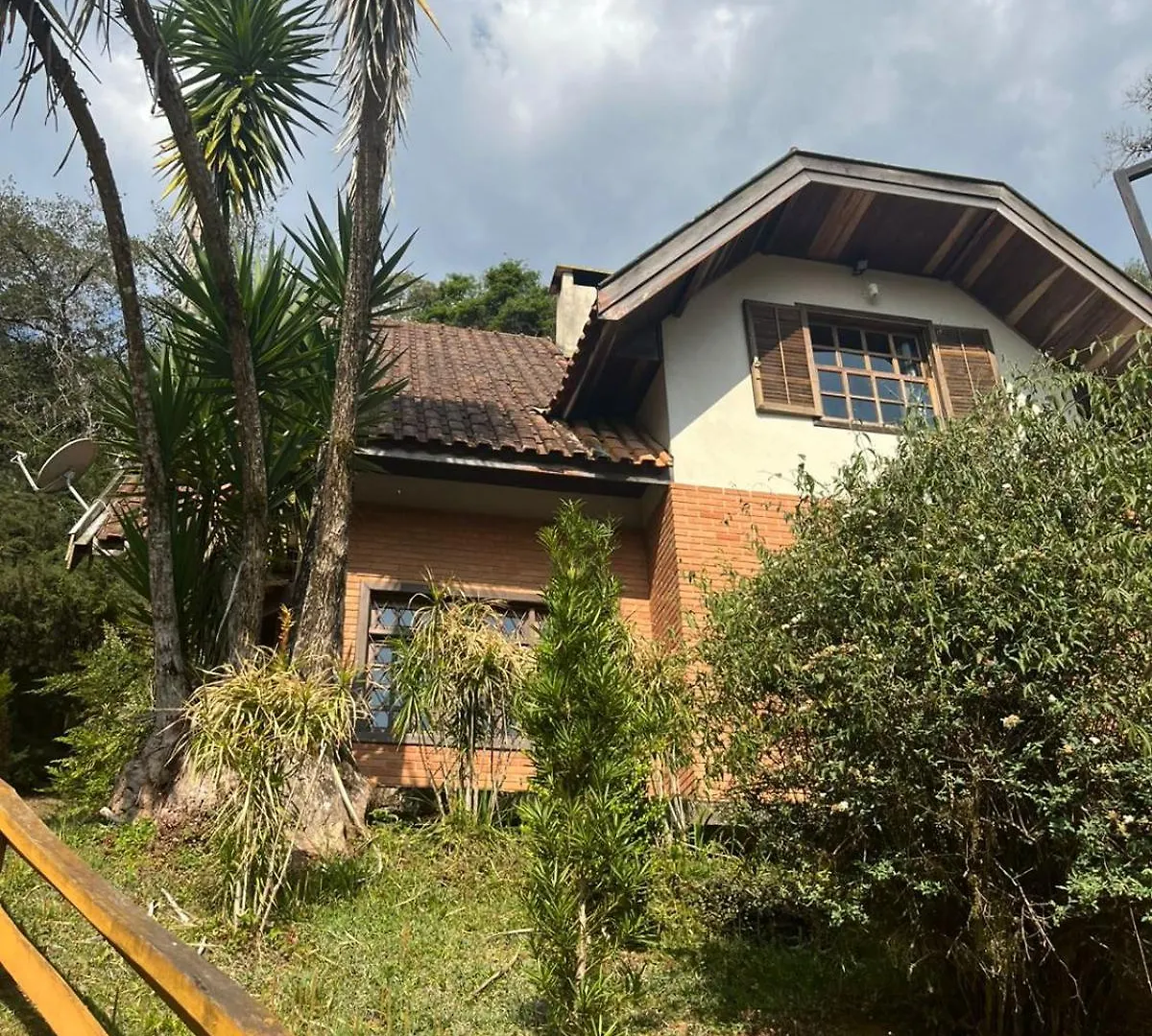 Grandes Alpes Suites Campos do Jordão Bed & Breakfast